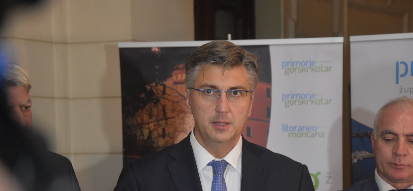 PM: We will either buy originally offered planes or tender will be declared null and void